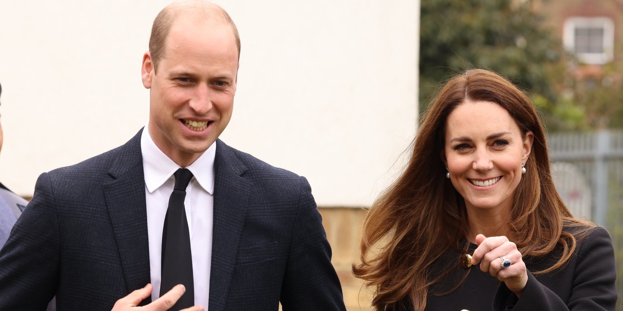 El primer acto del Príncipe Guillermo y Kate Middleton tras el funeral del Duque de Edimburgo: vuelve la sonrisa, sigue luto