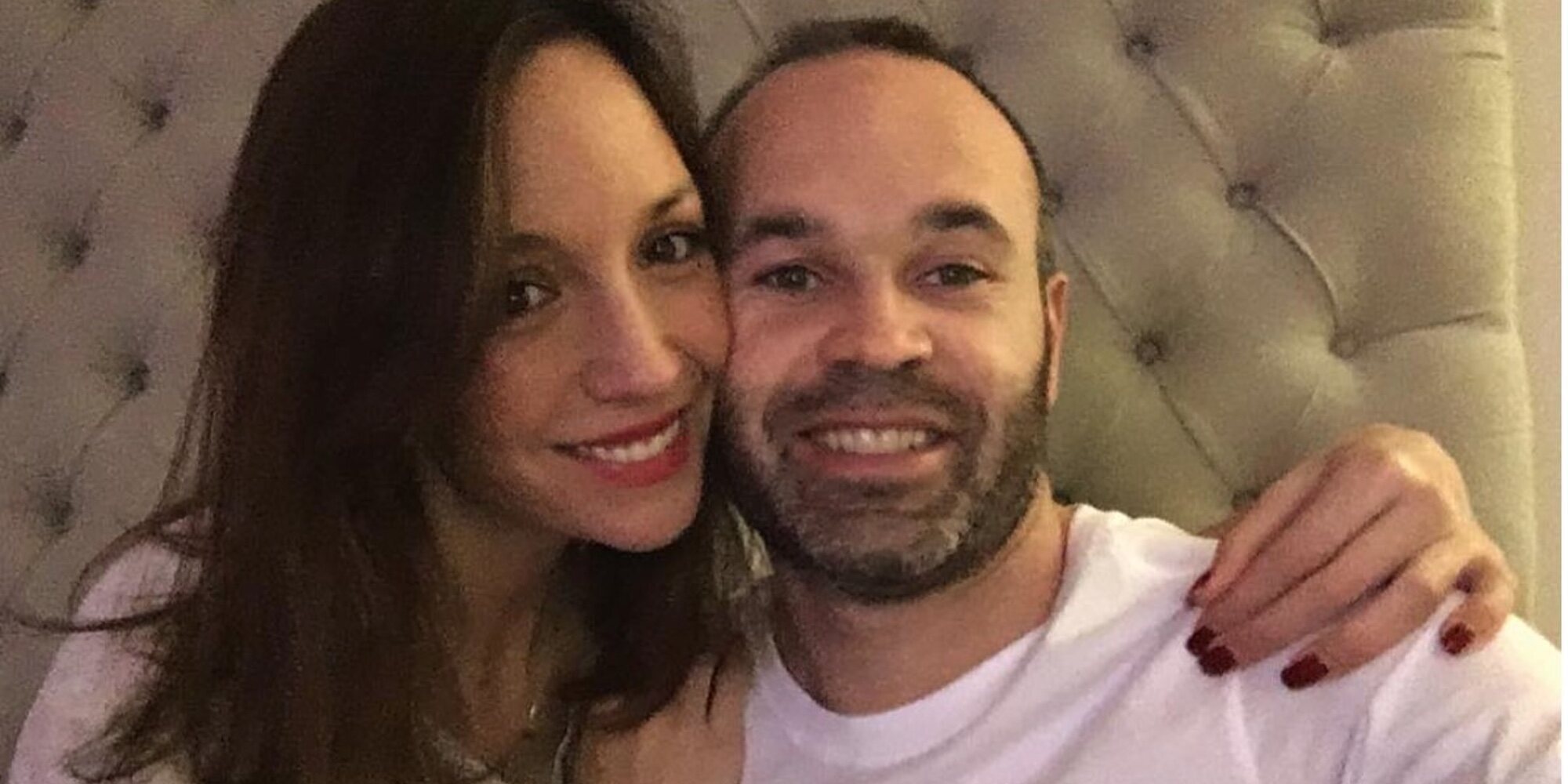 Andrés Iniesta entrevista a su mujer Anna Ortiz: "Perder a nuestro bebé fue una experiencia súper traumática"