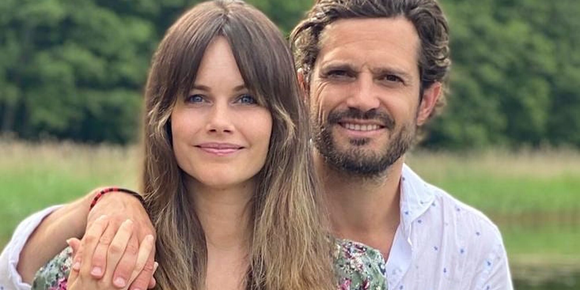 Carlos Felipe y Sofia de Suecia protagonizan su primer posado con sus tres hijos