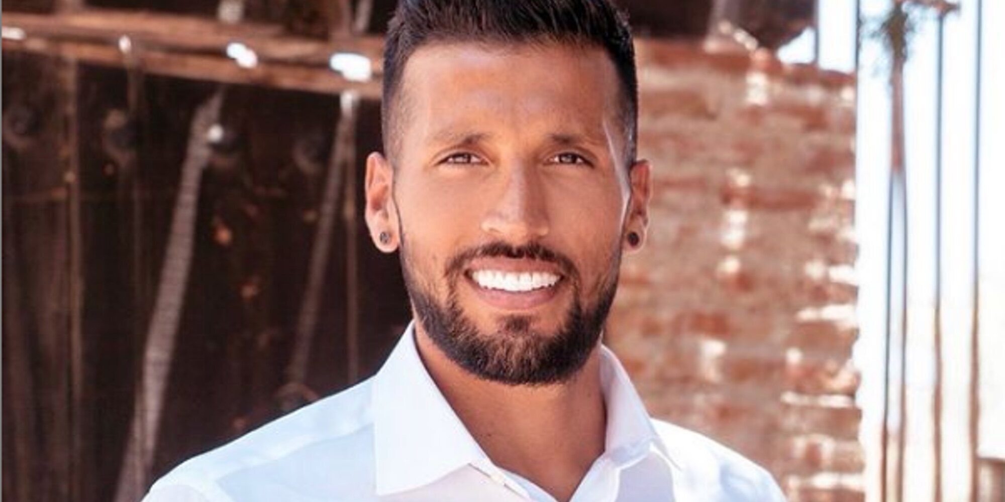 Ezequiel Garay anuncia que se retira del fútbol: "Mis vitaminas imprescindibles, mi mujer e hijos"