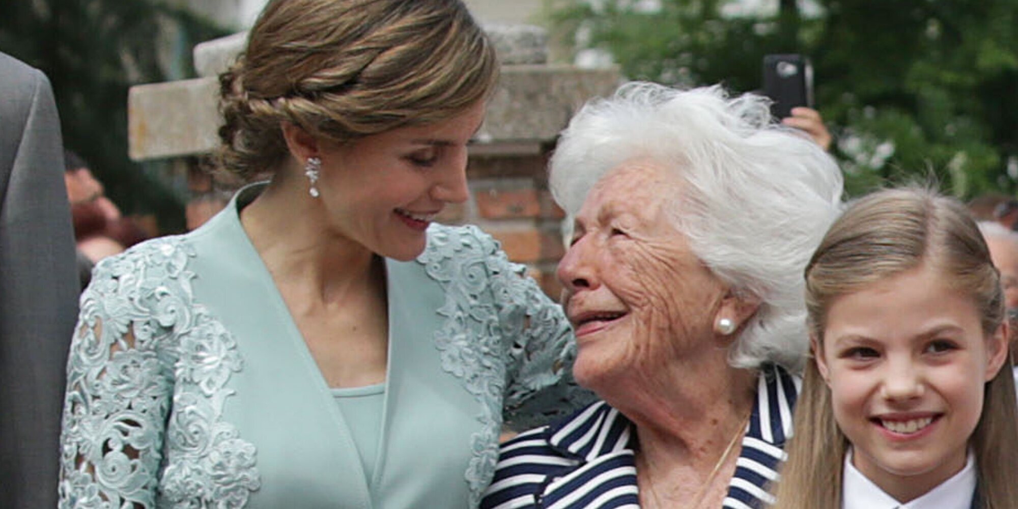 El motivo poco convincente por el que no ha ido la Reina Letizia al funeral de su abuela Menchu Álvarez del Valle