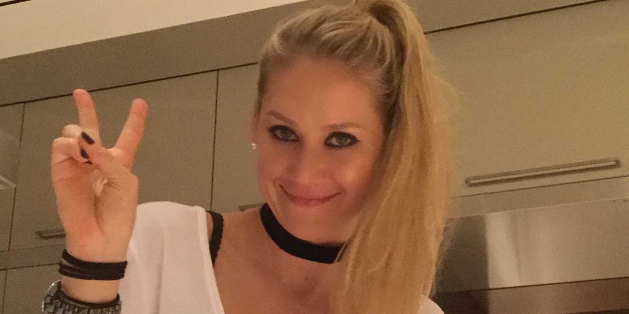 Anna Kournikova comparte la primera imagen de sus tres hijos juntos