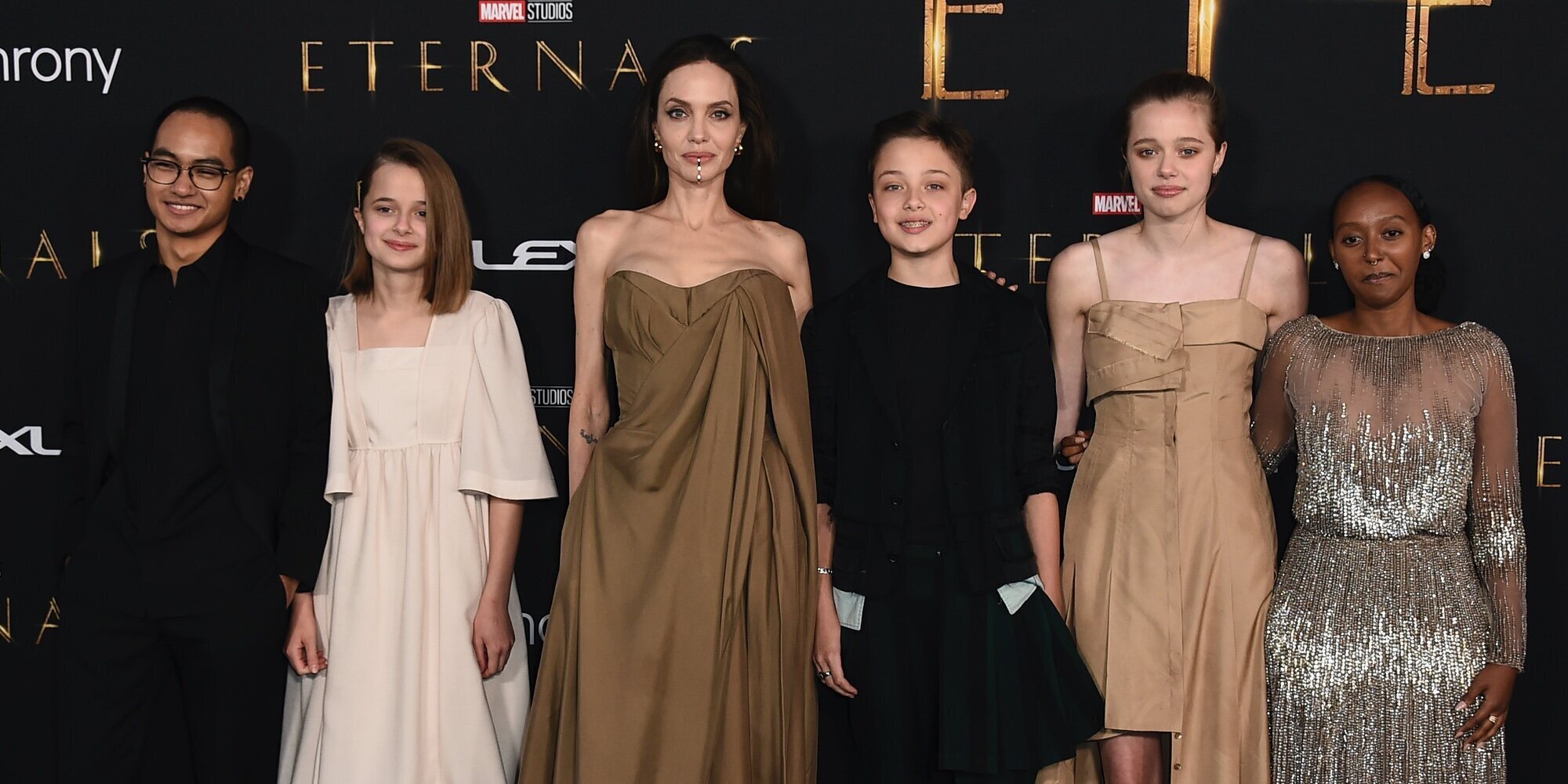 Angelina Jolie, arropada por cinco de sus seis hijos en el estreno de 'Eternals'