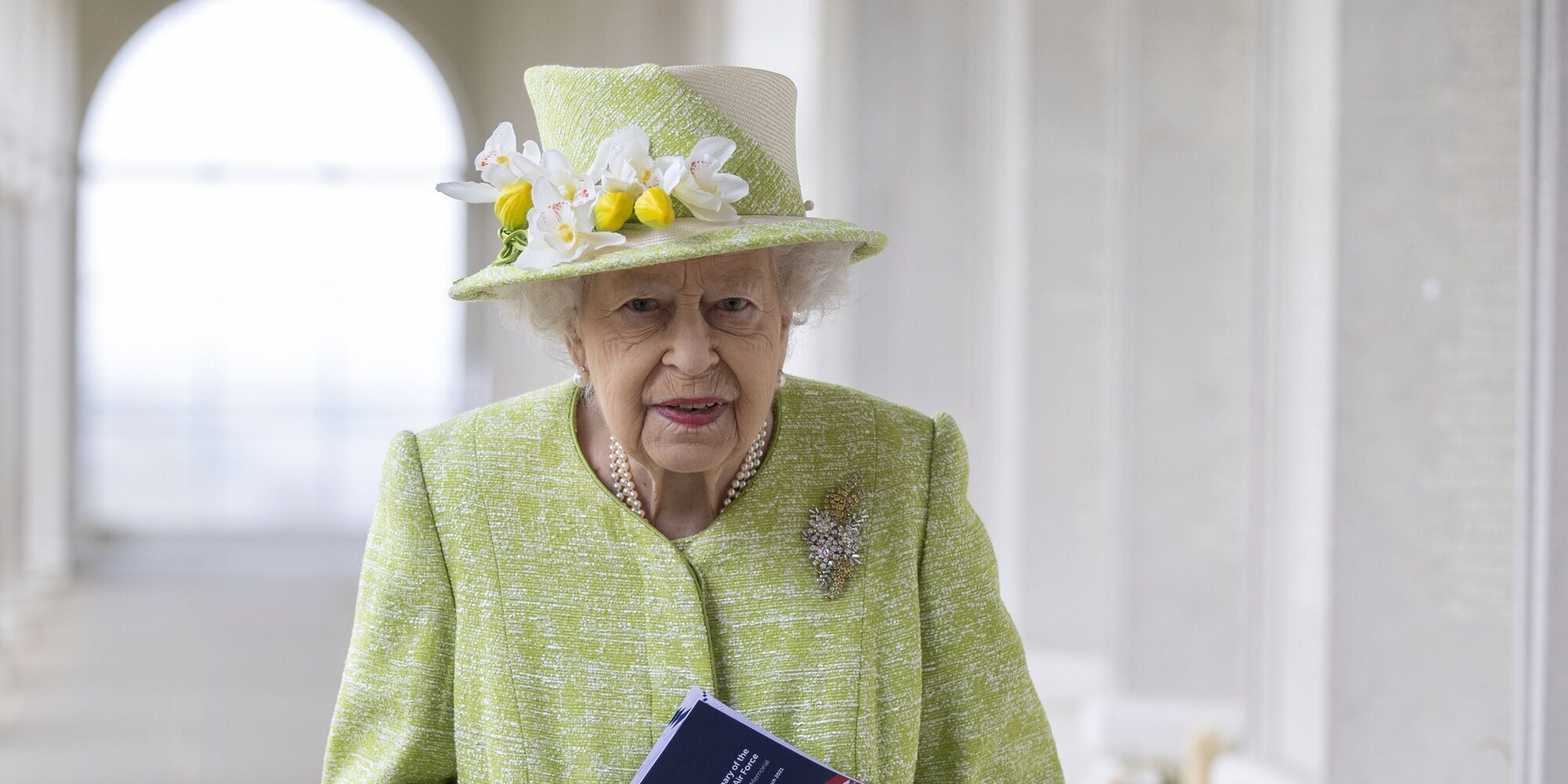 La Reina Isabel regresa al Castillo de Windsor tras pasar la noche en el hospital