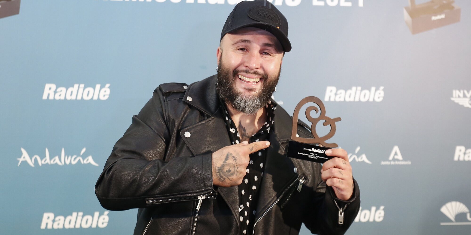 Kiko Rivera, feliz en los Premios Radiolé 2021 a pesar de la ausencia de Isabel Pantoja