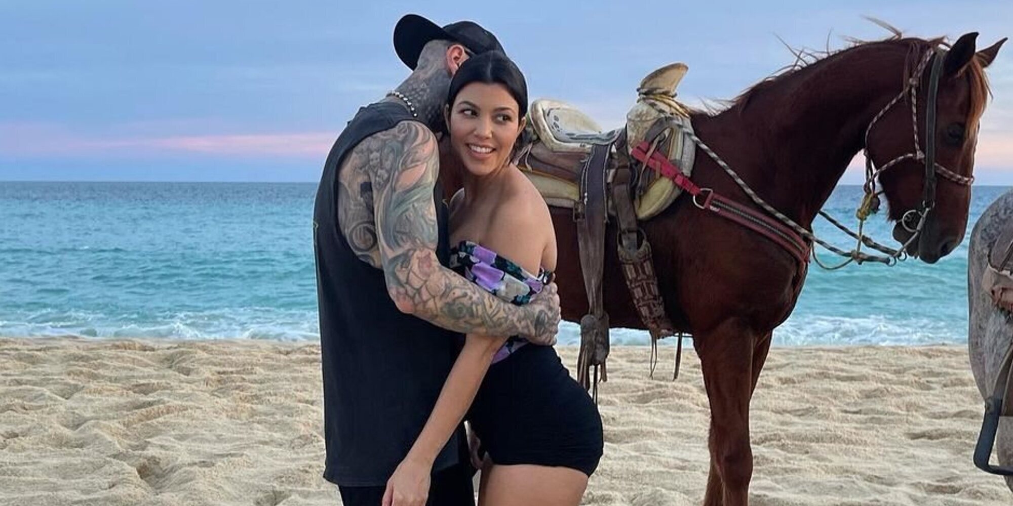 La escapada "perfecta" de Travis Barker con Kourtney Kardashian y sus hijos a Cabo San Lucas