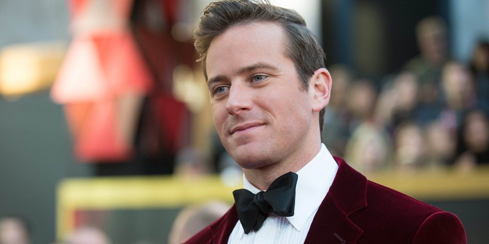 Armie Hammer sale de rehabilitación tras estar en tratamiento por su adicción al sexo y las drogas