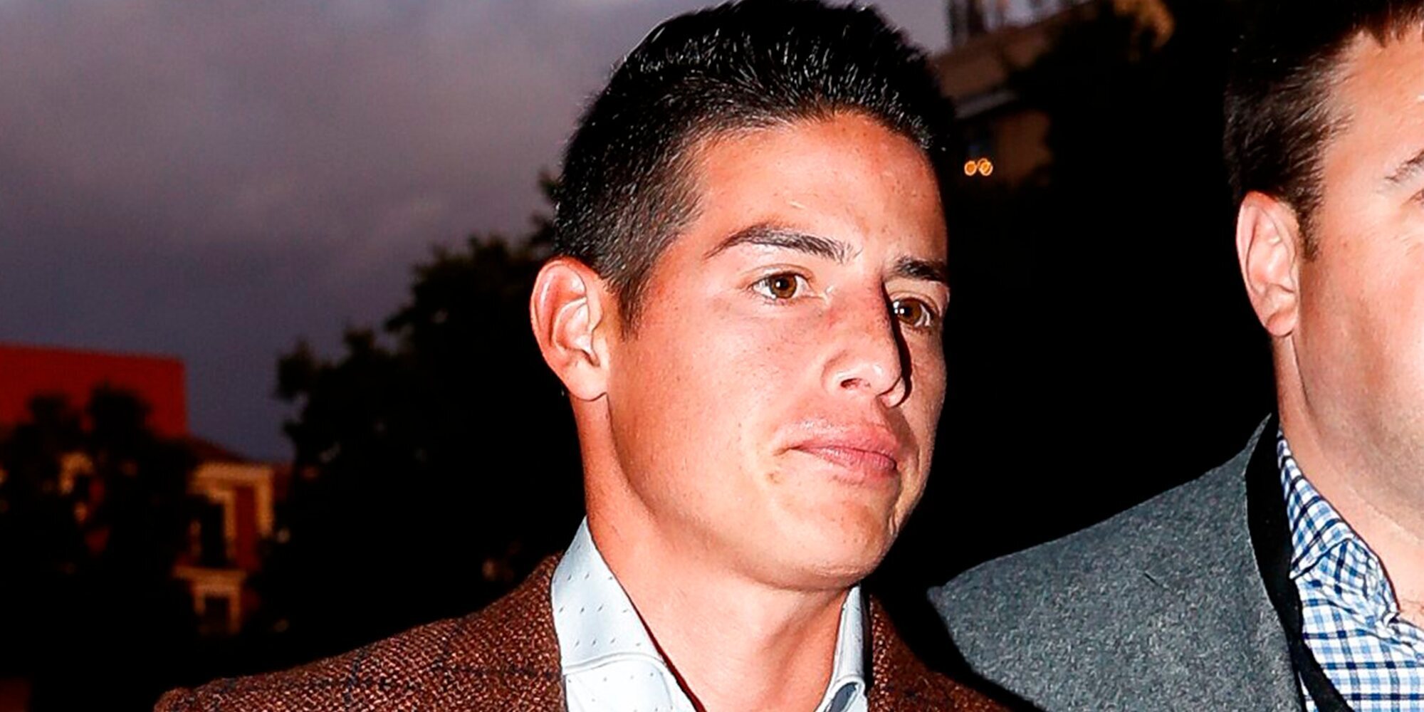 James Rodríguez se convierte en un héroe internacional al salvar a un compañero de un paro cardíaco