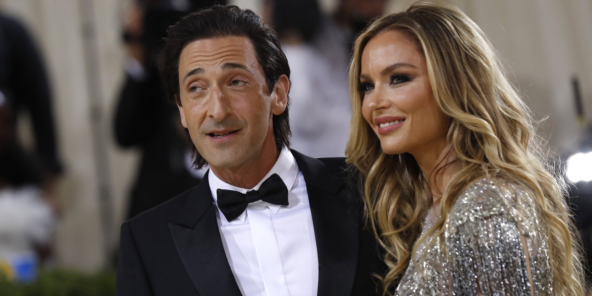 Adrien Brody y Georgina Chapman, exmujer de Weinstein, van de estreno felices y enamorados