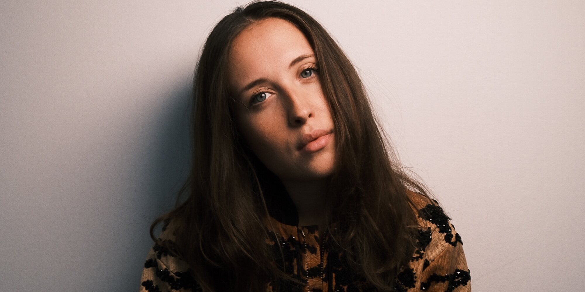 Alice Merton: "Me gusta ser honesta y abrirme con mis fans porque pienso que pueden identificarse con mis experiencias"