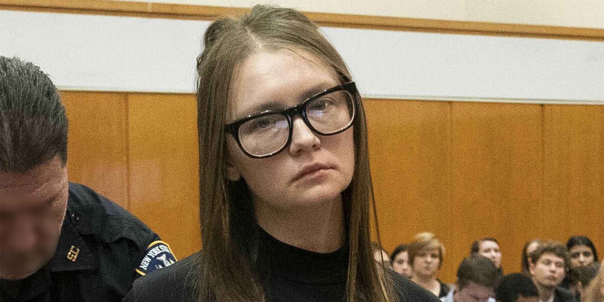 Anna Delvey contesta a la entrevista en la que su padre le ofrecía irse a vivir con ellos