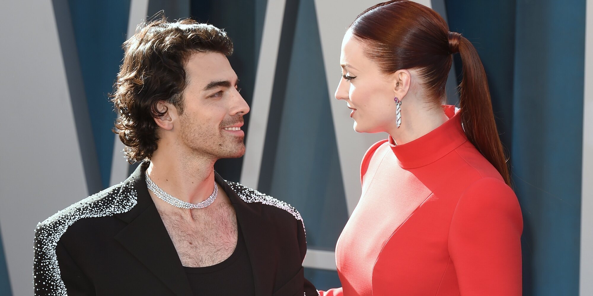 El primer posado público de Sophie Turner con Joe Jonas presumiendo de su segundo embarazo