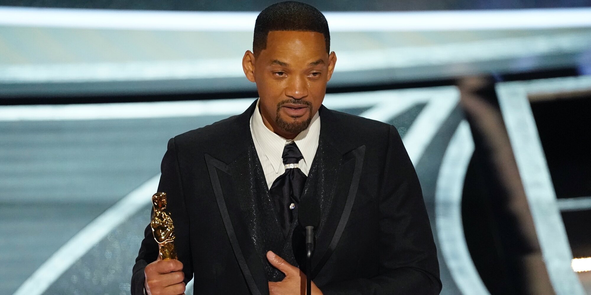 La Academia pidió a Will Smith que abandonara los Oscar tras la bofetada y asegura que llevará semanas tomar una decisión