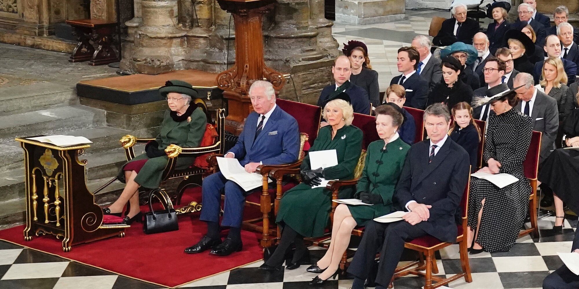 La decisión de la Reina Isabel que dejó sin palabras al Príncipe Carlos y al Príncipe Guillermo