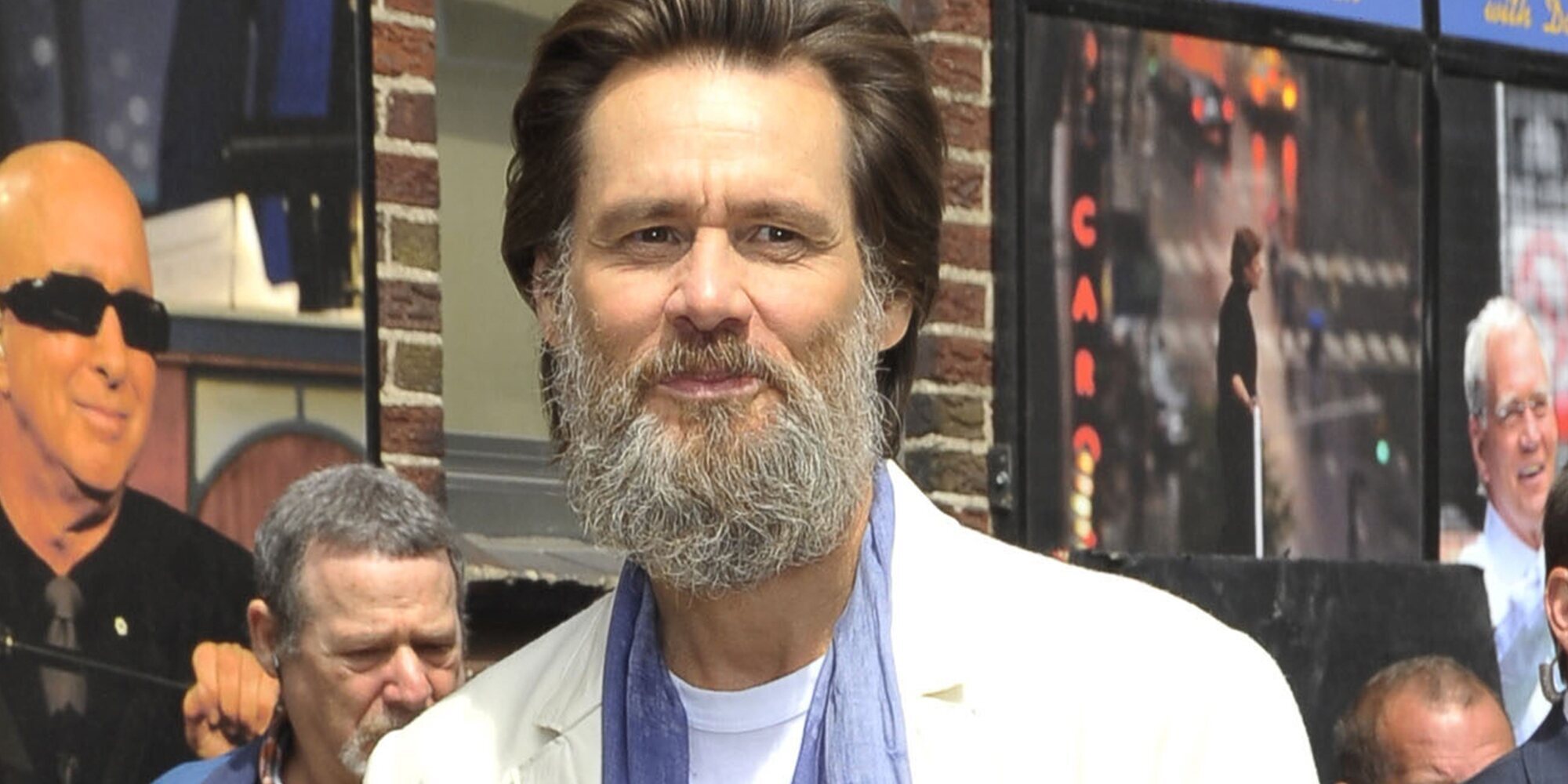 Jim Carrey comunica, muy serio, que se está planteando retirar de su carrera como actor