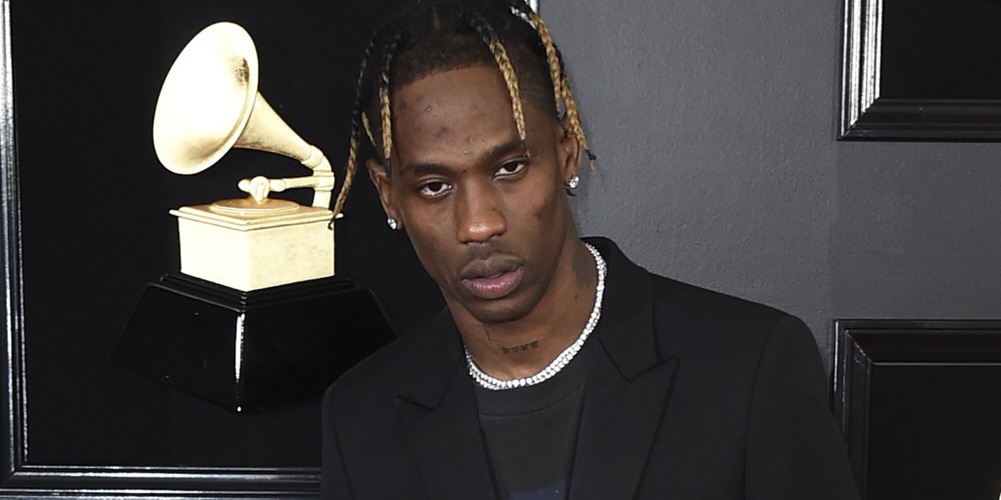 La inesperada actuación de Travis Scott en una fiesta del Coachella tras ser apartado del festival