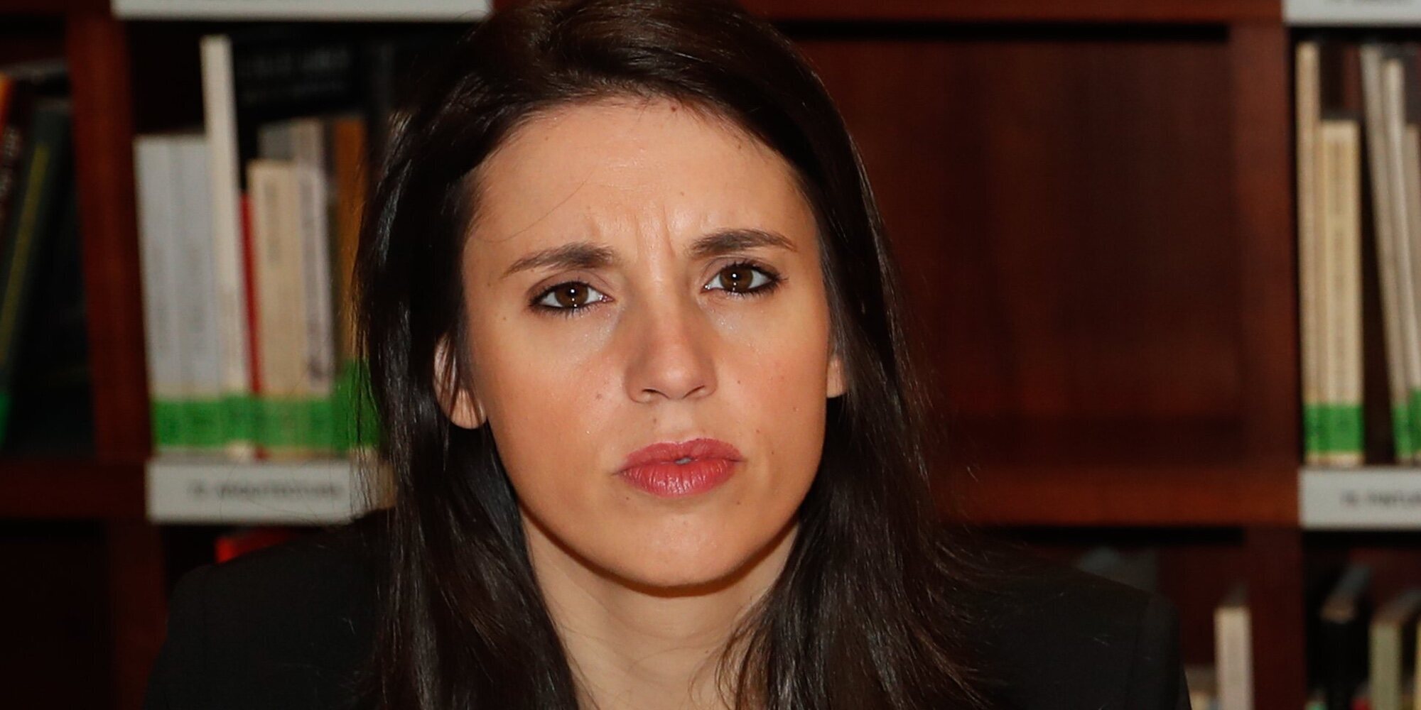 Irene Montero publica por primera vez una foto con sus tres hijos