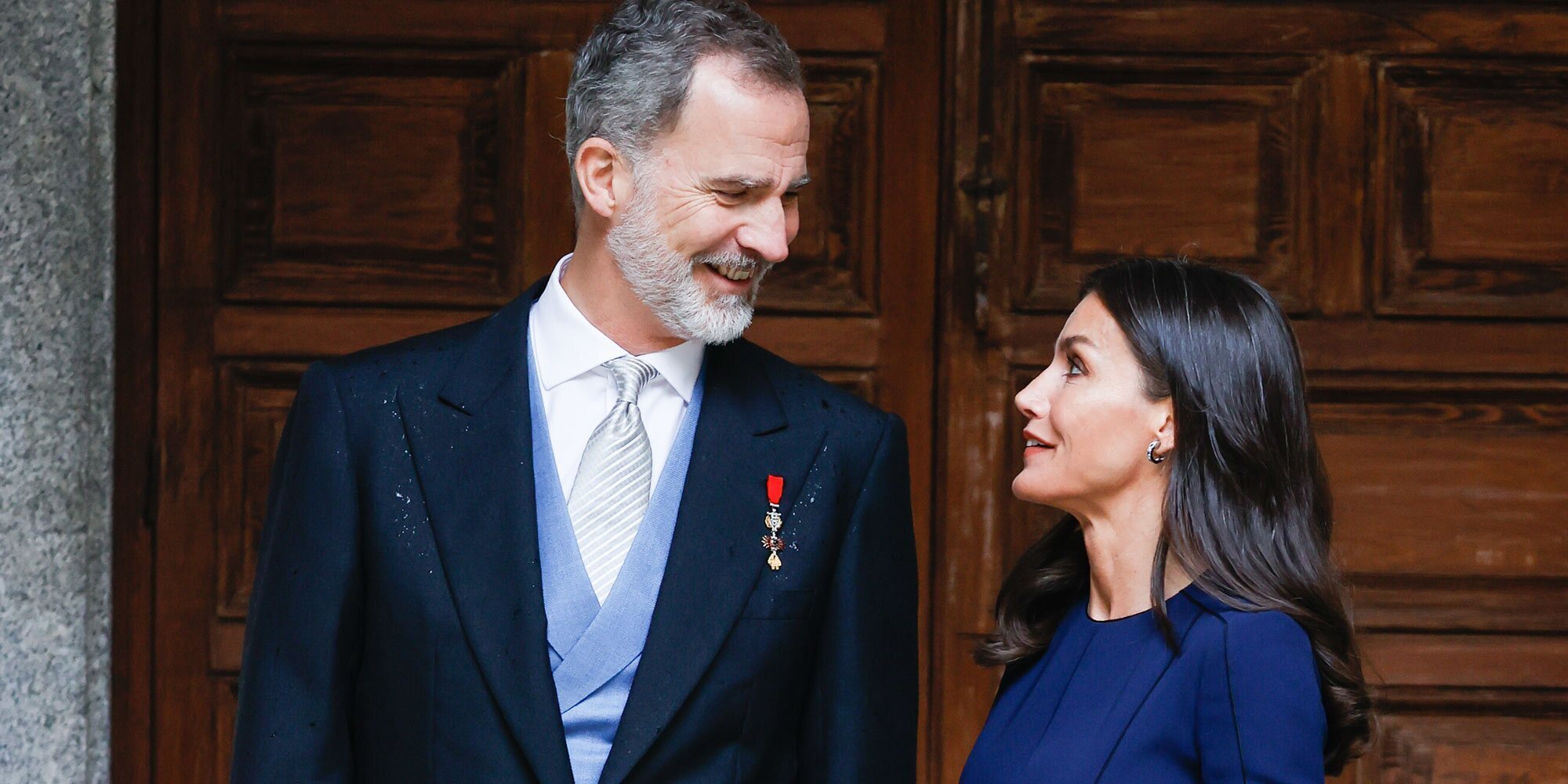 Los Reyes Felipe y Letizia entregan el Cervantes 2021: un gran regreso, un recordado vestido, una ausencia y un olvido