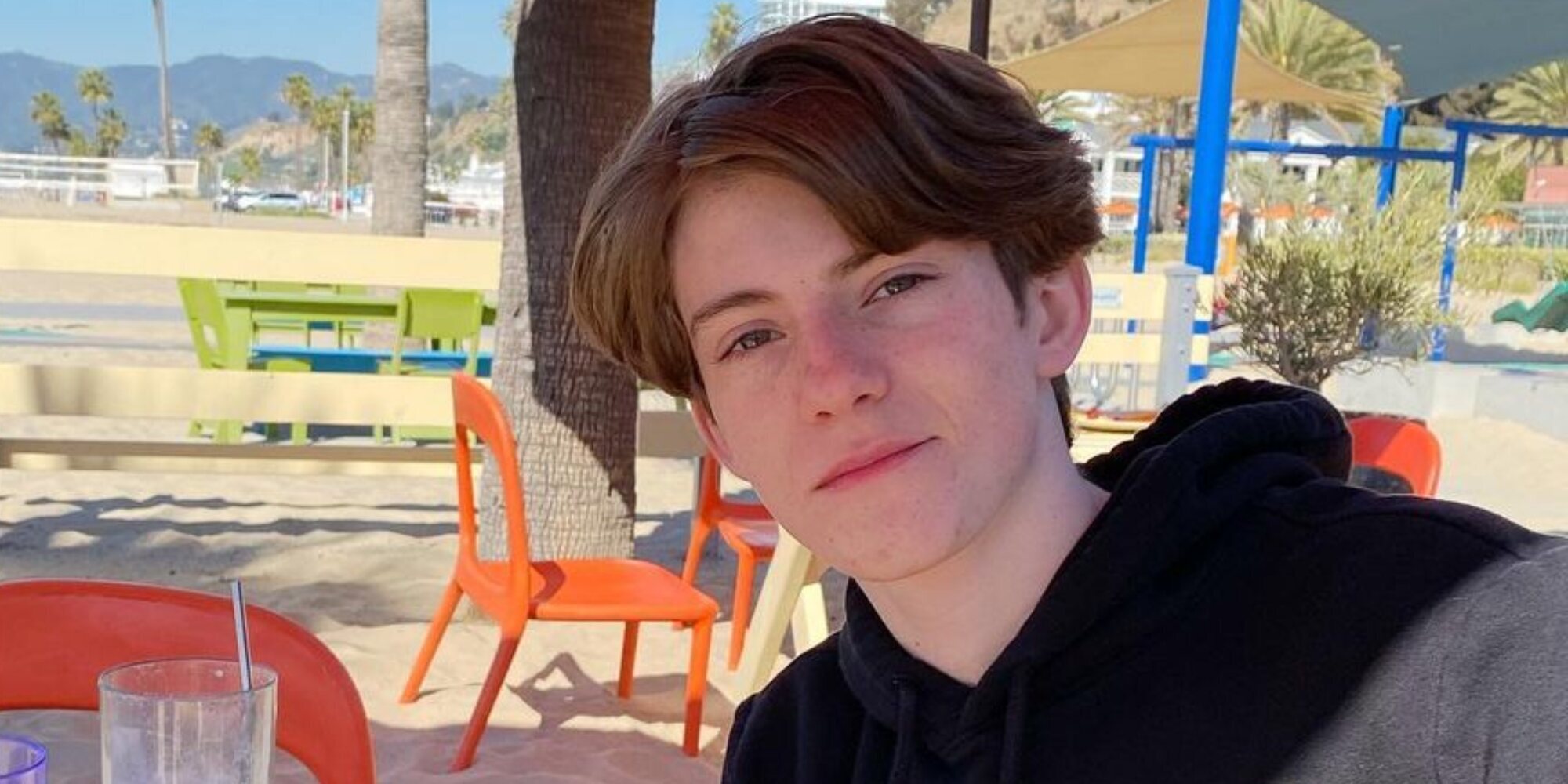 Muere el actor Tyler Sanders, de 'Fear The Walking Dead', a los 18 años