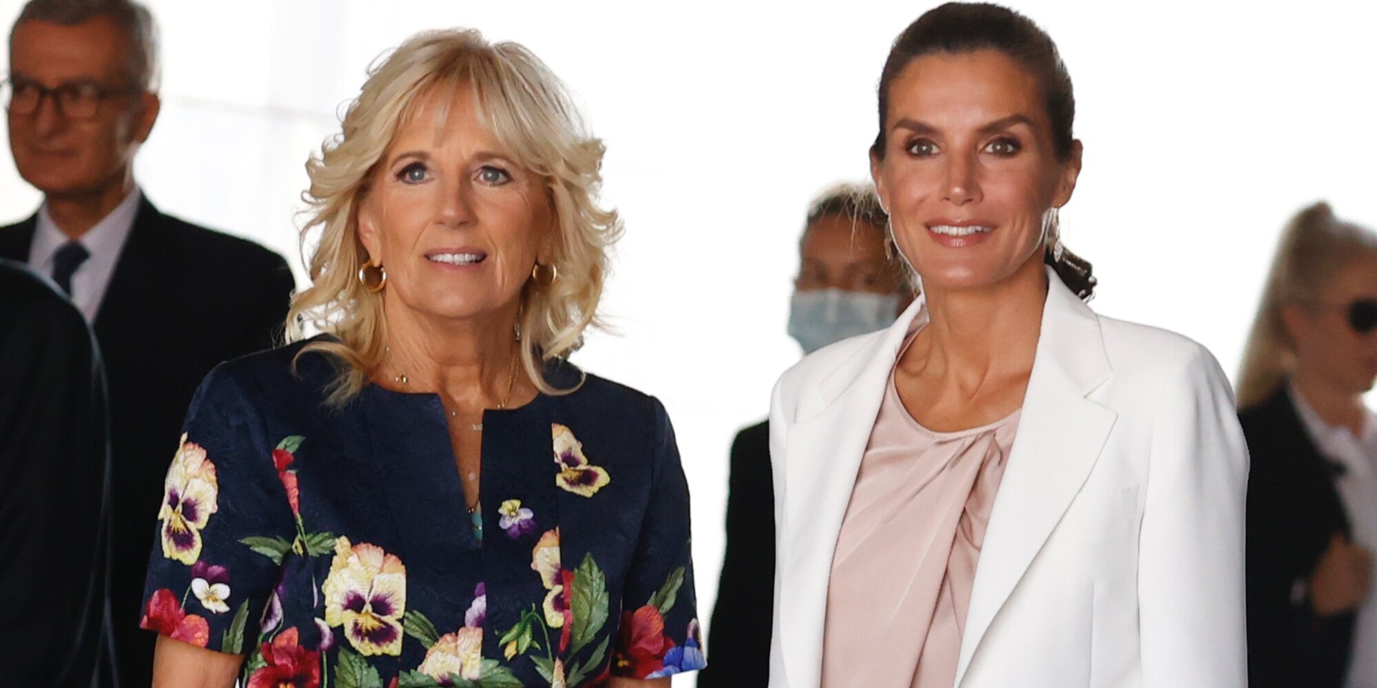 El segundo encuentro de la Reina Letizia y Jill Biden: una espera, saludo a las nietas y apoyo a los refugiados ucranianos