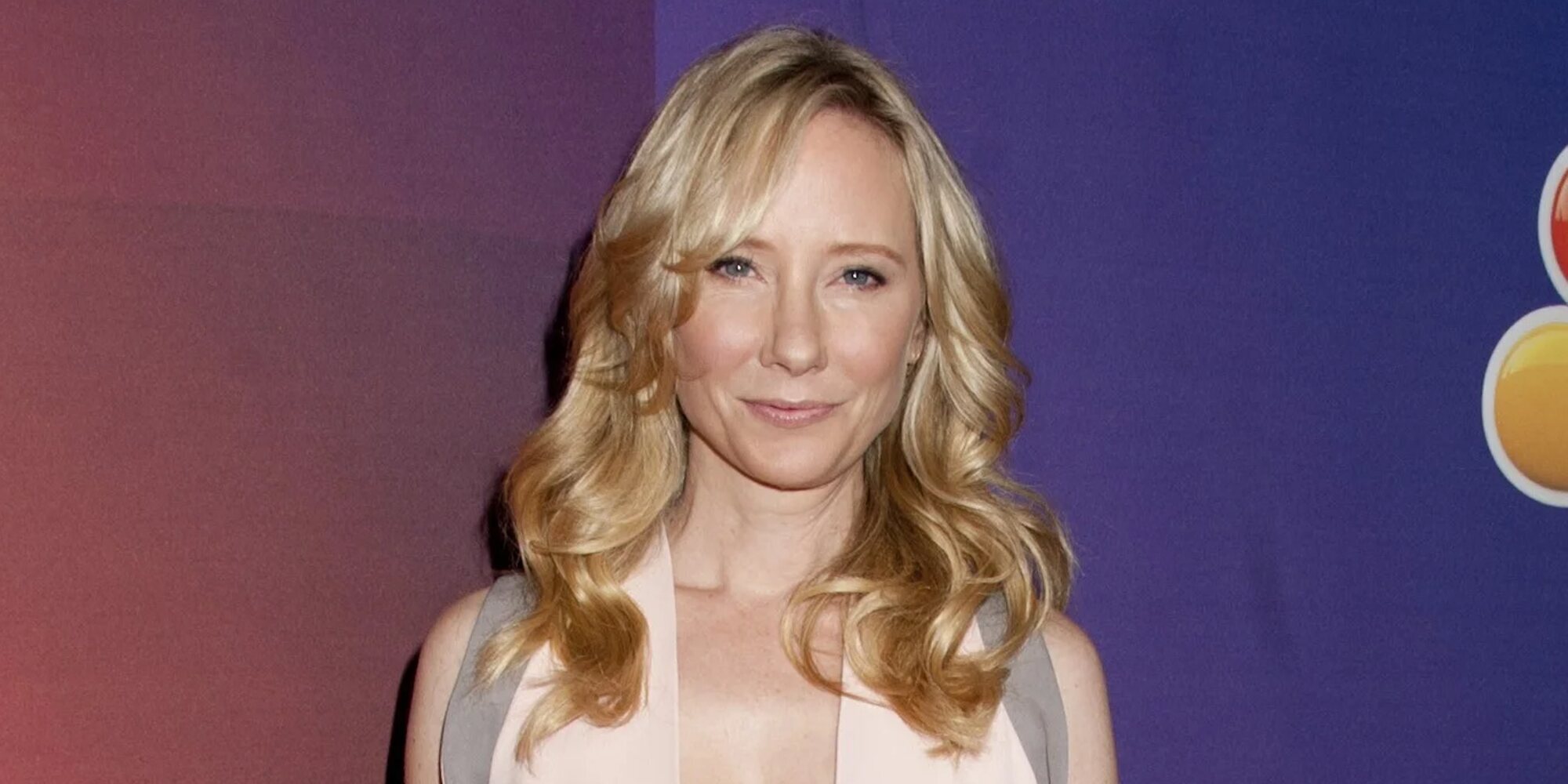 Anne Heche, en estado crítico tras chocar su coche contra una vivienda