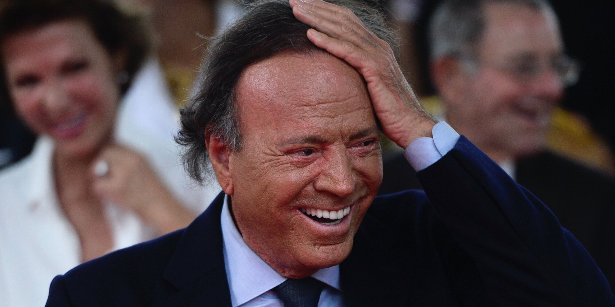 Julio Iglesias aclara cuál es su estado de salud tirando de sentido del humor