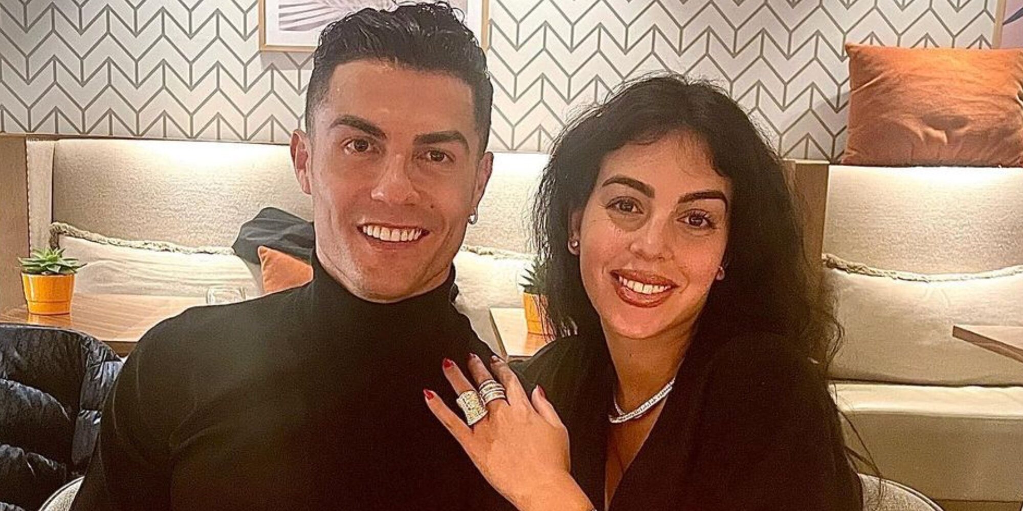 Georgina Rodríguez se tatúa para demostrar su amor por Cristiano Ronaldo