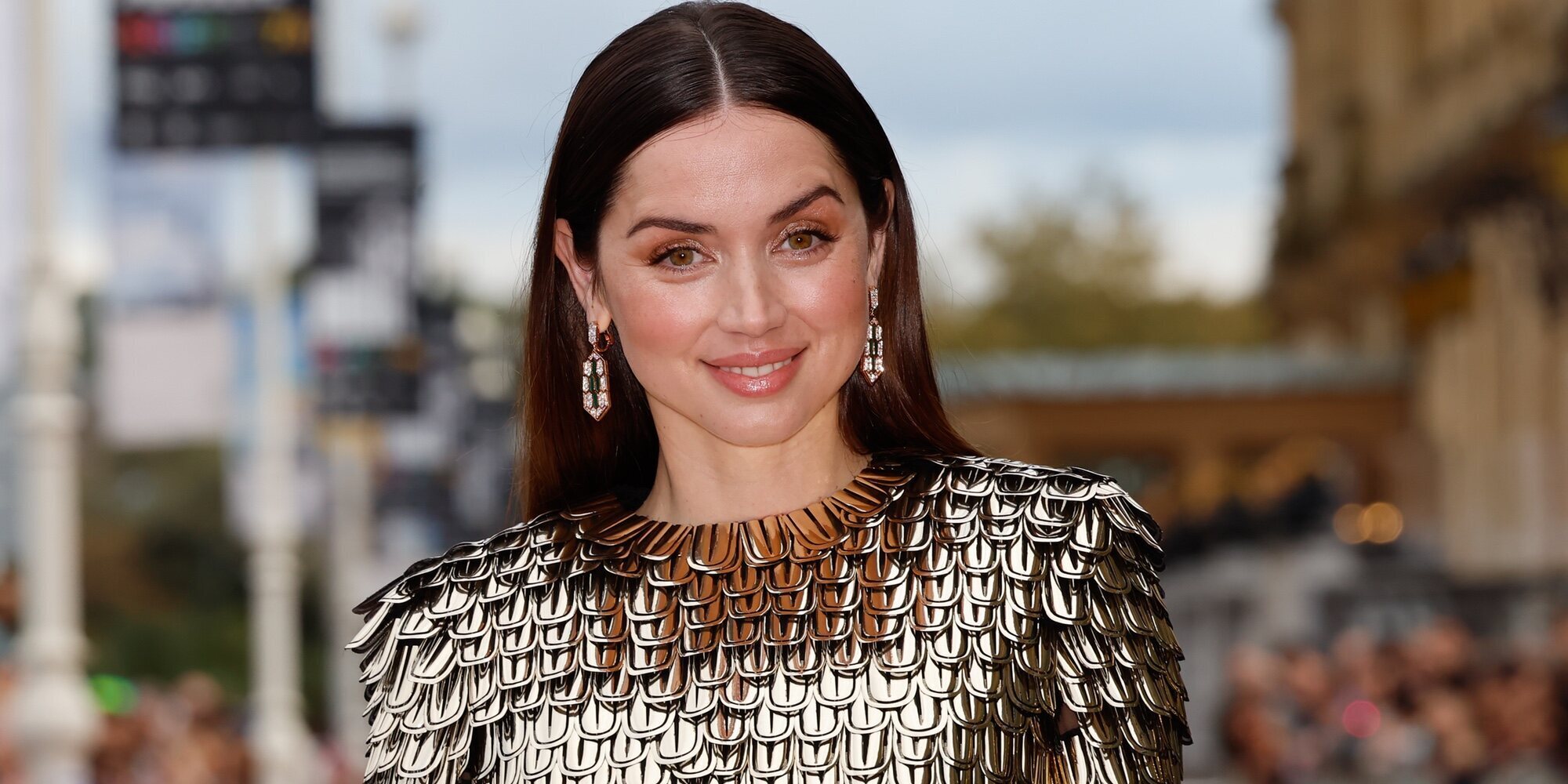 Ana de Armas brilla en la alfombra roja de la gala de clausura del Festival de San Sebastián 2022