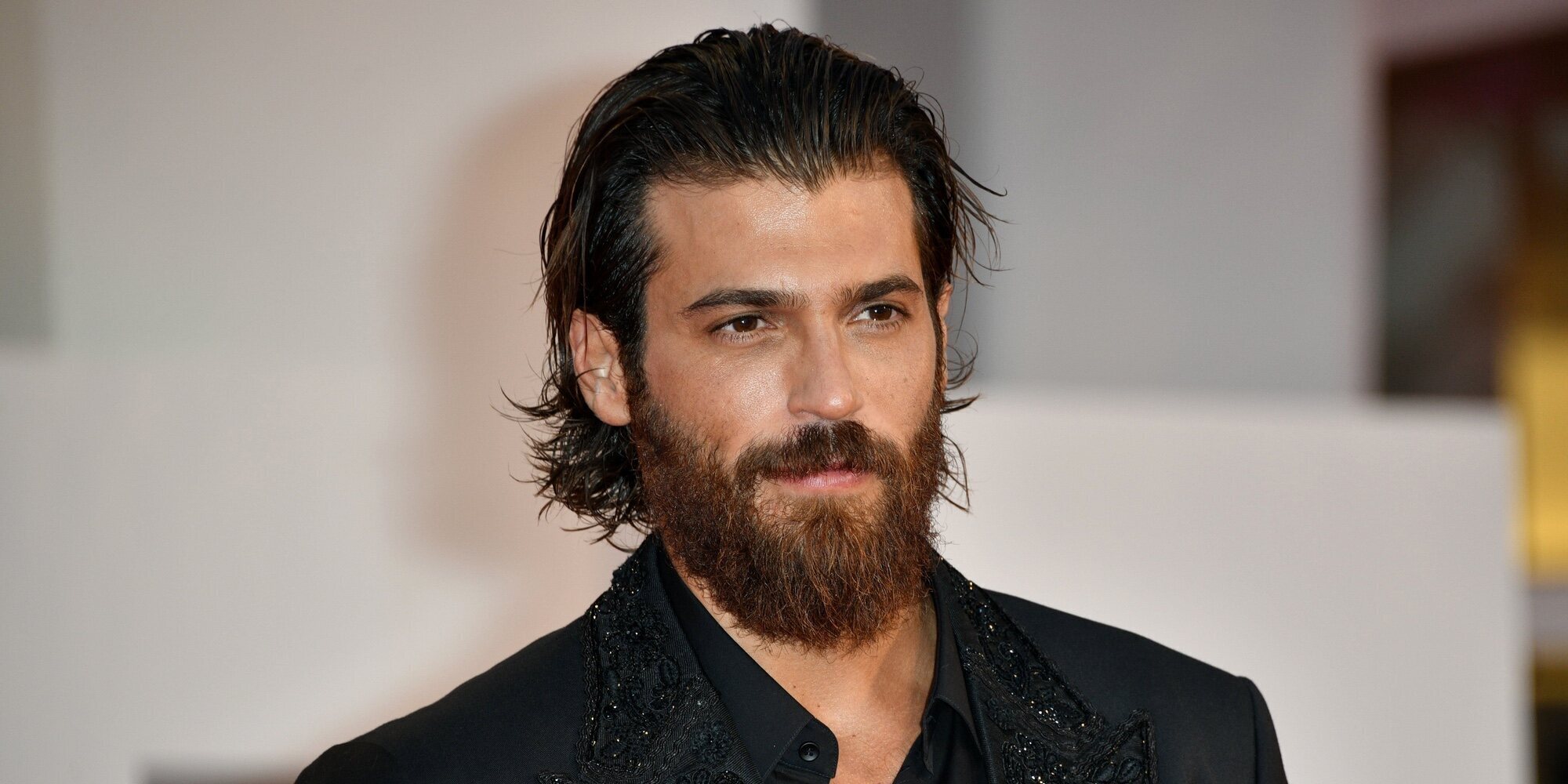 Can Yaman fracasa con su serie 'Viola come il mare' según los críticos