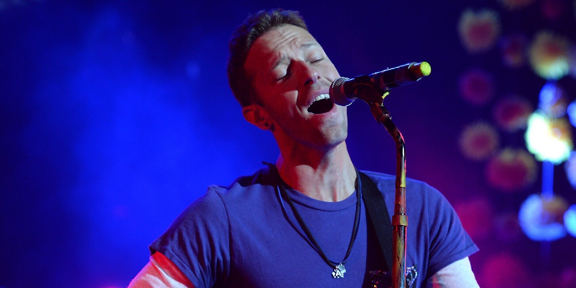 Chris Martin padece una infección pulmonar grave y cancela sus conciertos