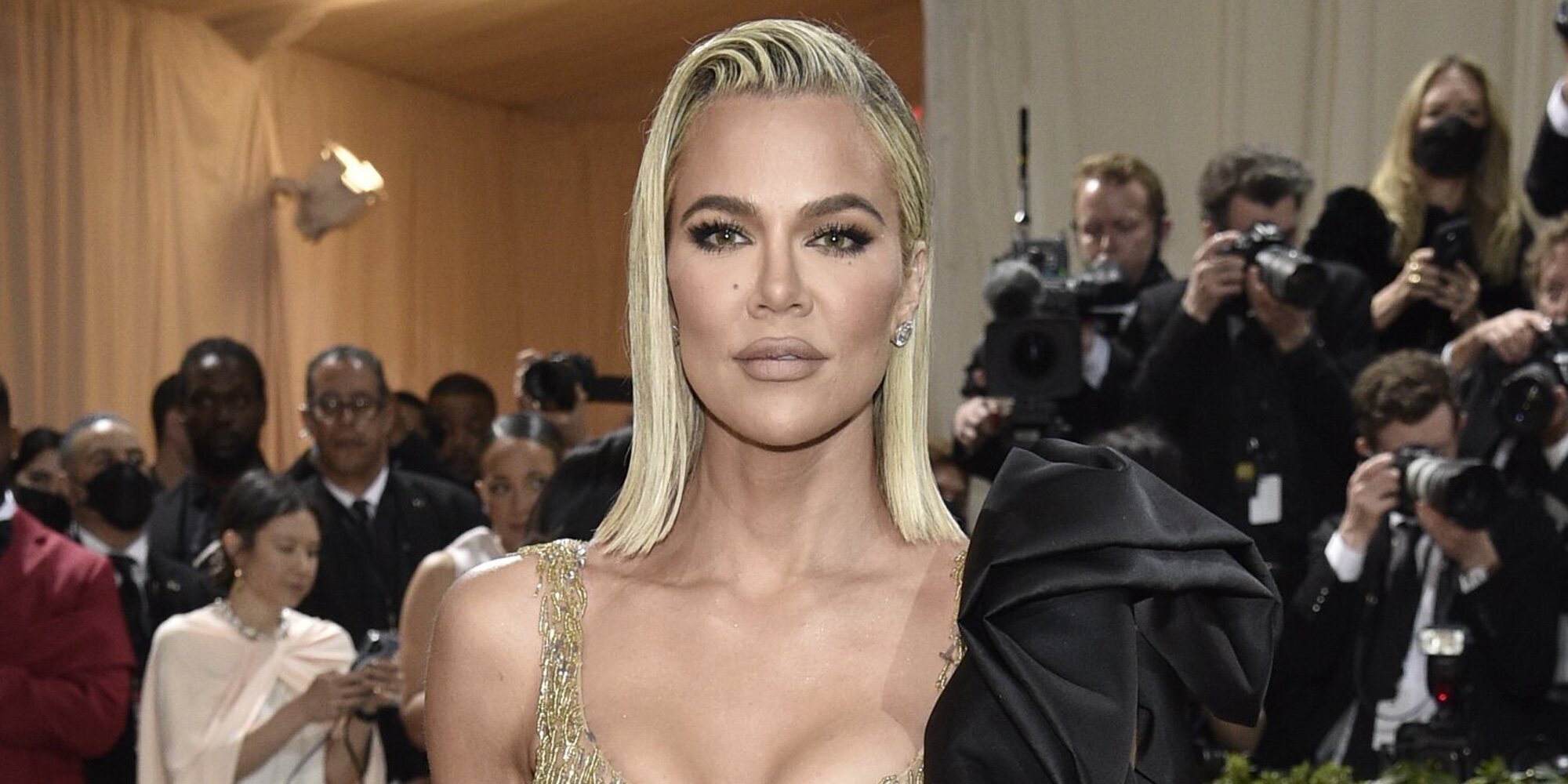 Khloé Kardashian, operada para extirparle un tumor