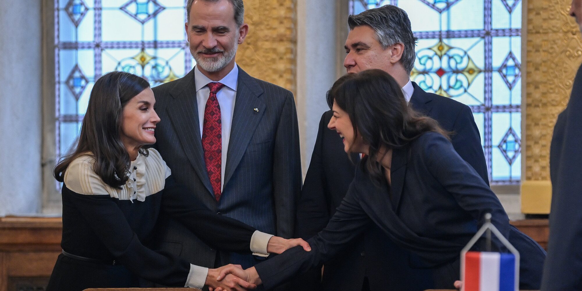 El final del primer viaje oficial de los Reyes Felipe y Letizia a Croacia: apoyo a la ciencia y agenda por separado