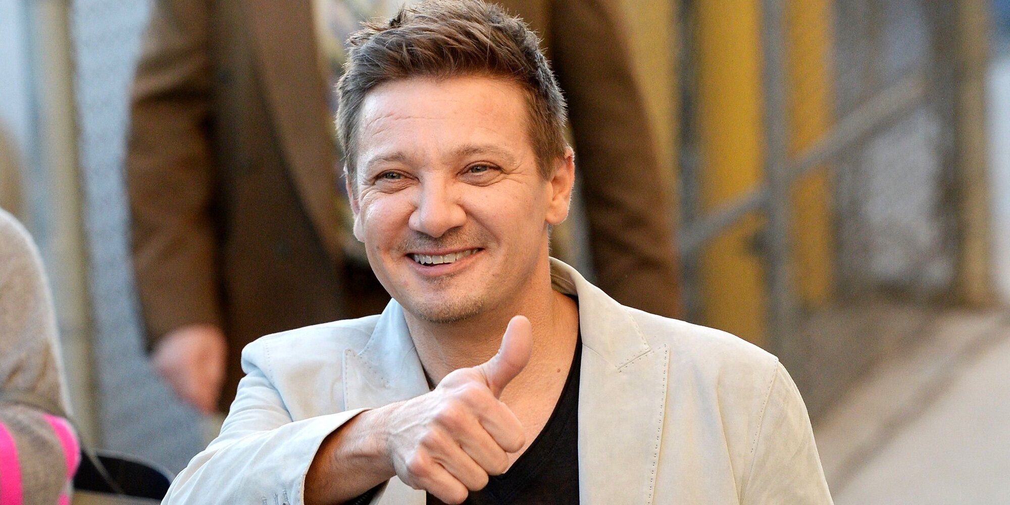 Jeremy Renner recibe el alta hospitalaria tras ser arrollado por una máquina quitanieves