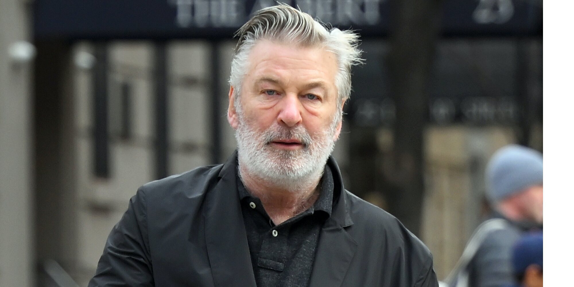 Alec Baldwin será acusado de homicidio involuntario por la muerte de la directora de fotografía de 'Rust'