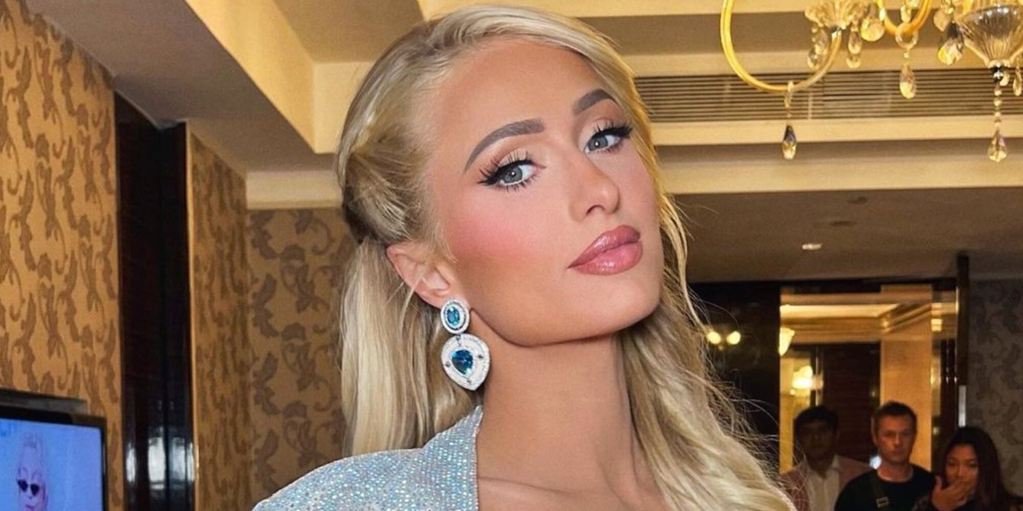 Paris Hilton anuncia el nacimiento de su primer hijo junto a Carter Reum