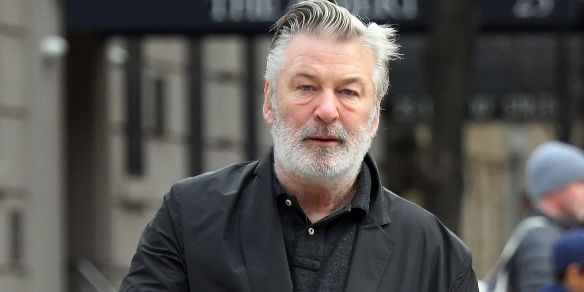 Alec Baldwin es acusado formalmente por la muerte de Halyna Hutchins en el tiroteo de 'Rust'