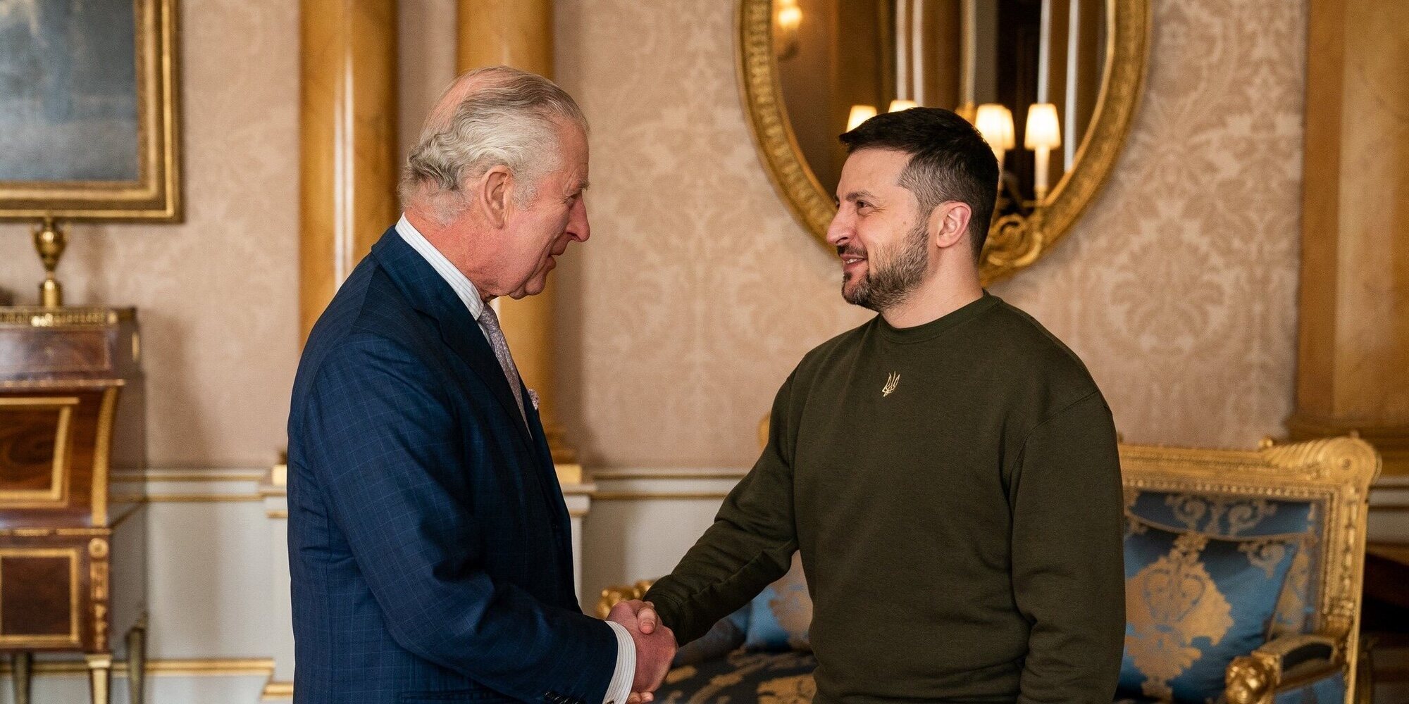 La complicidad del Rey Carlos III y Zelenski en su encuentro en Buckingham Palace