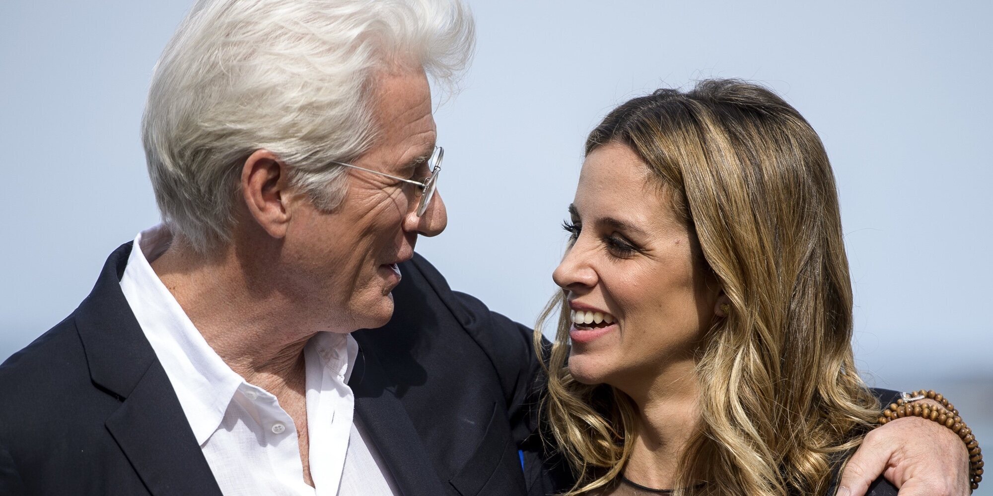 El mejor regalo de Alejandra Silva en su 40 cumpleaños: celebrarlo con Richard Gere tras superar una neumonía