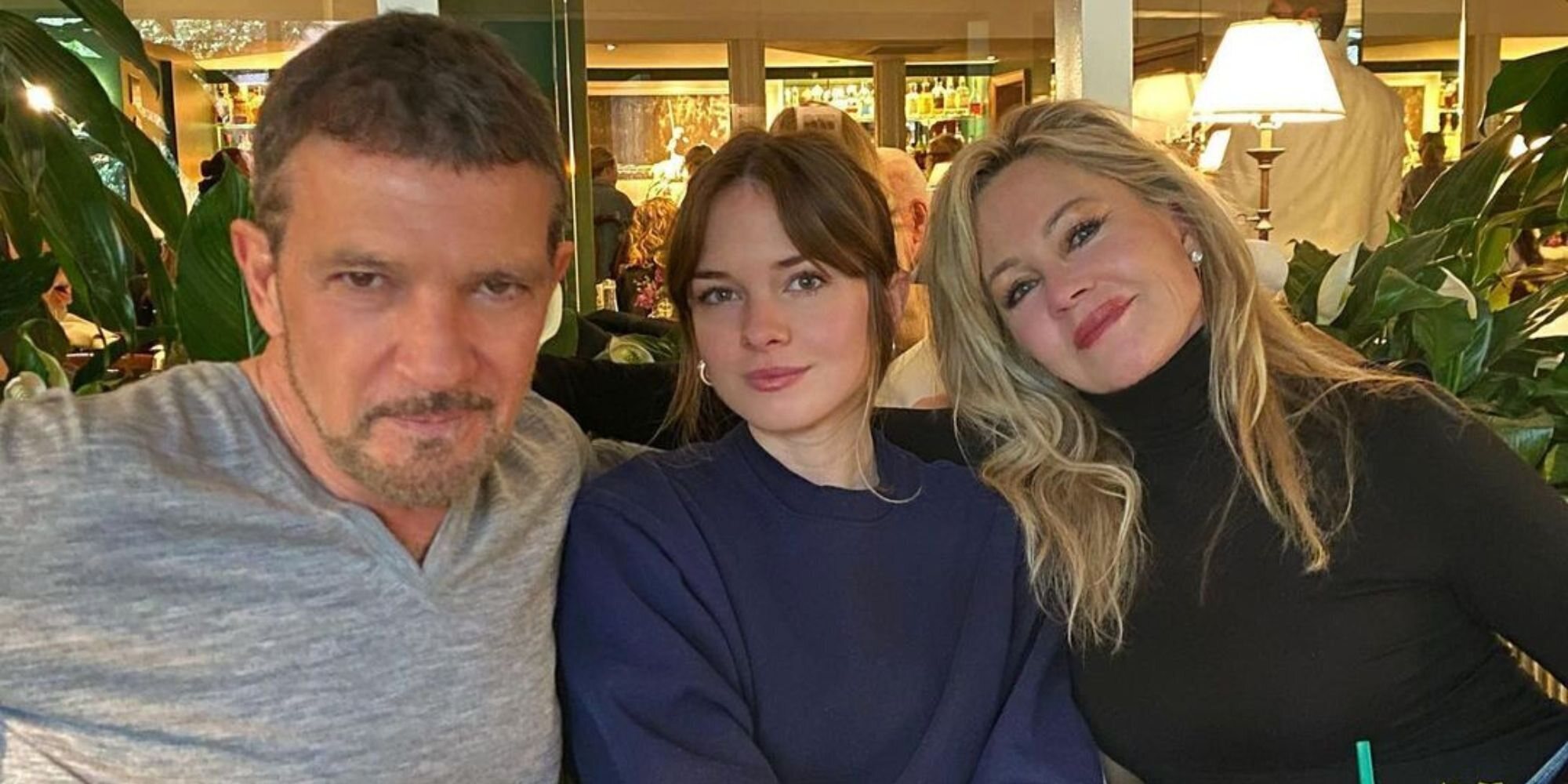 Antonio Banderas y Melanie Griffith se reencuentran junto a su hija un día antes de los Premios Oscar 2023