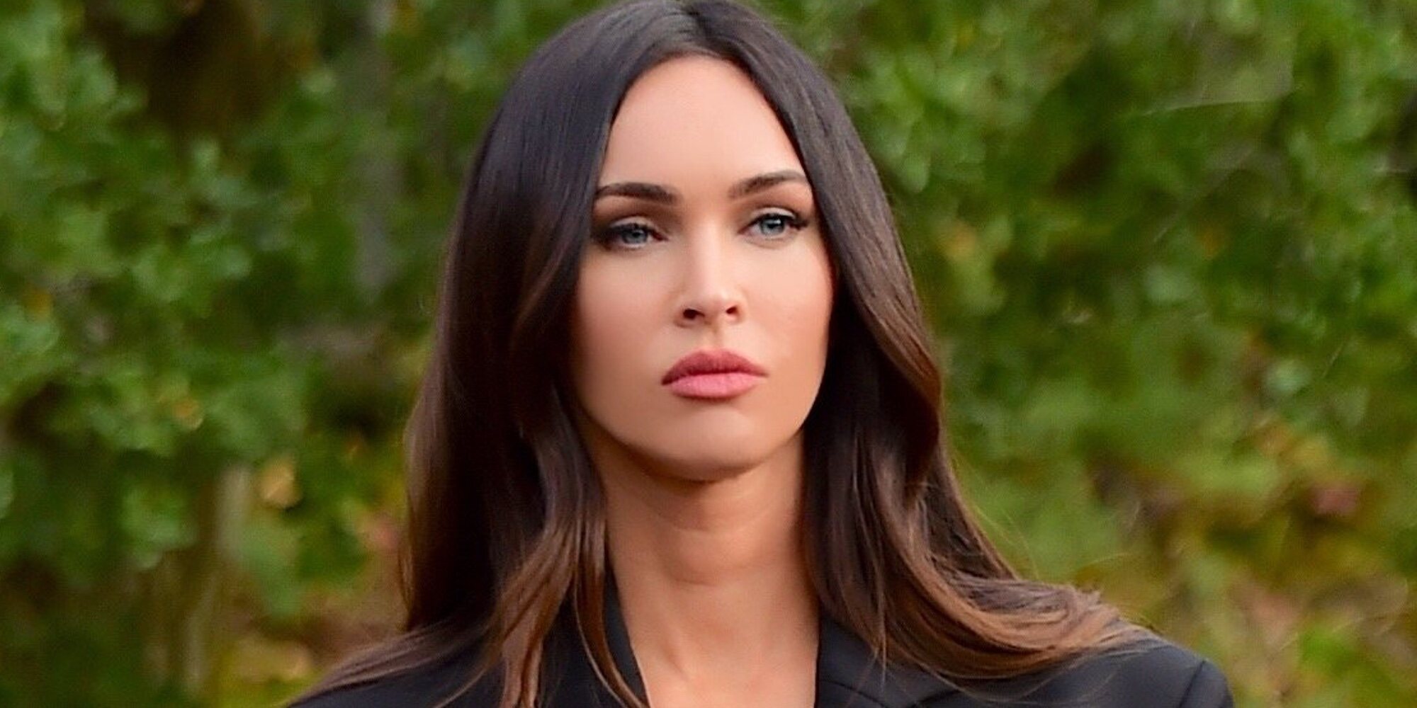 Megan Fox acude a la fiesta de los Oscar sin anillo de compromiso y sin la compañía de Machine Gun Kelly