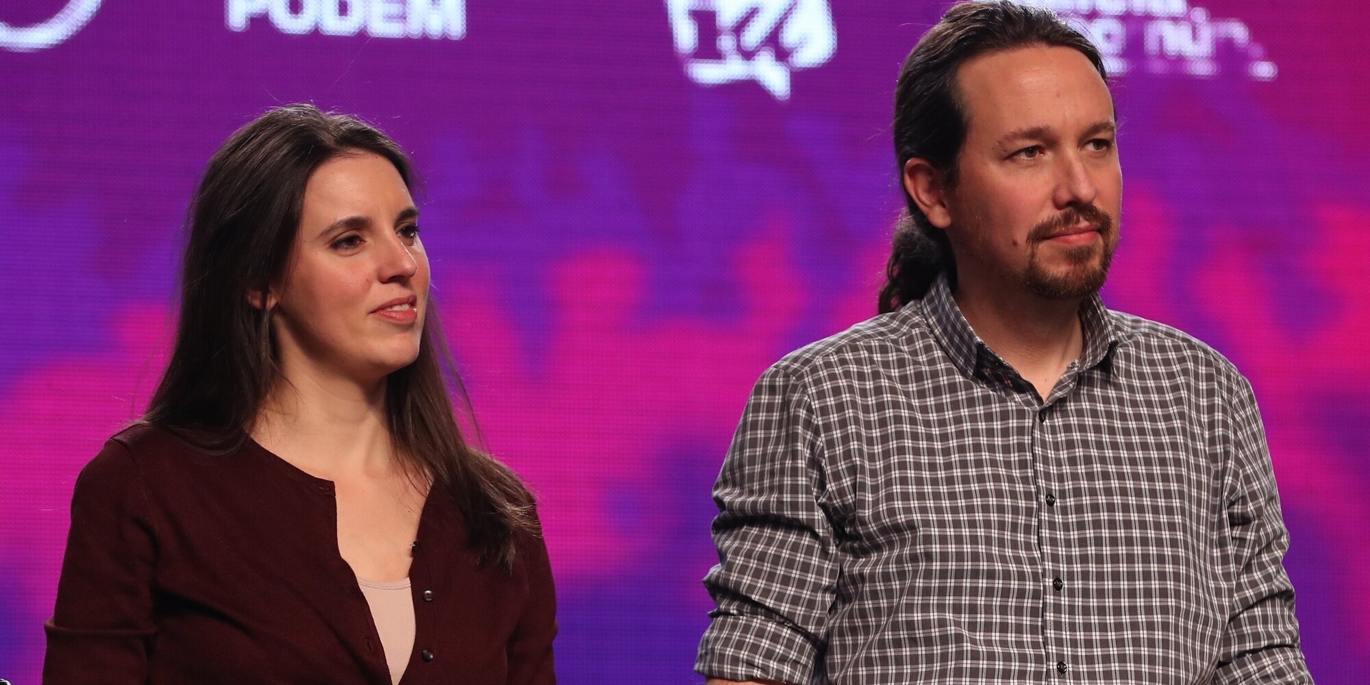 El criticado y polémico detalle de la romántica foto de Irene Montero con Pablo Iglesias