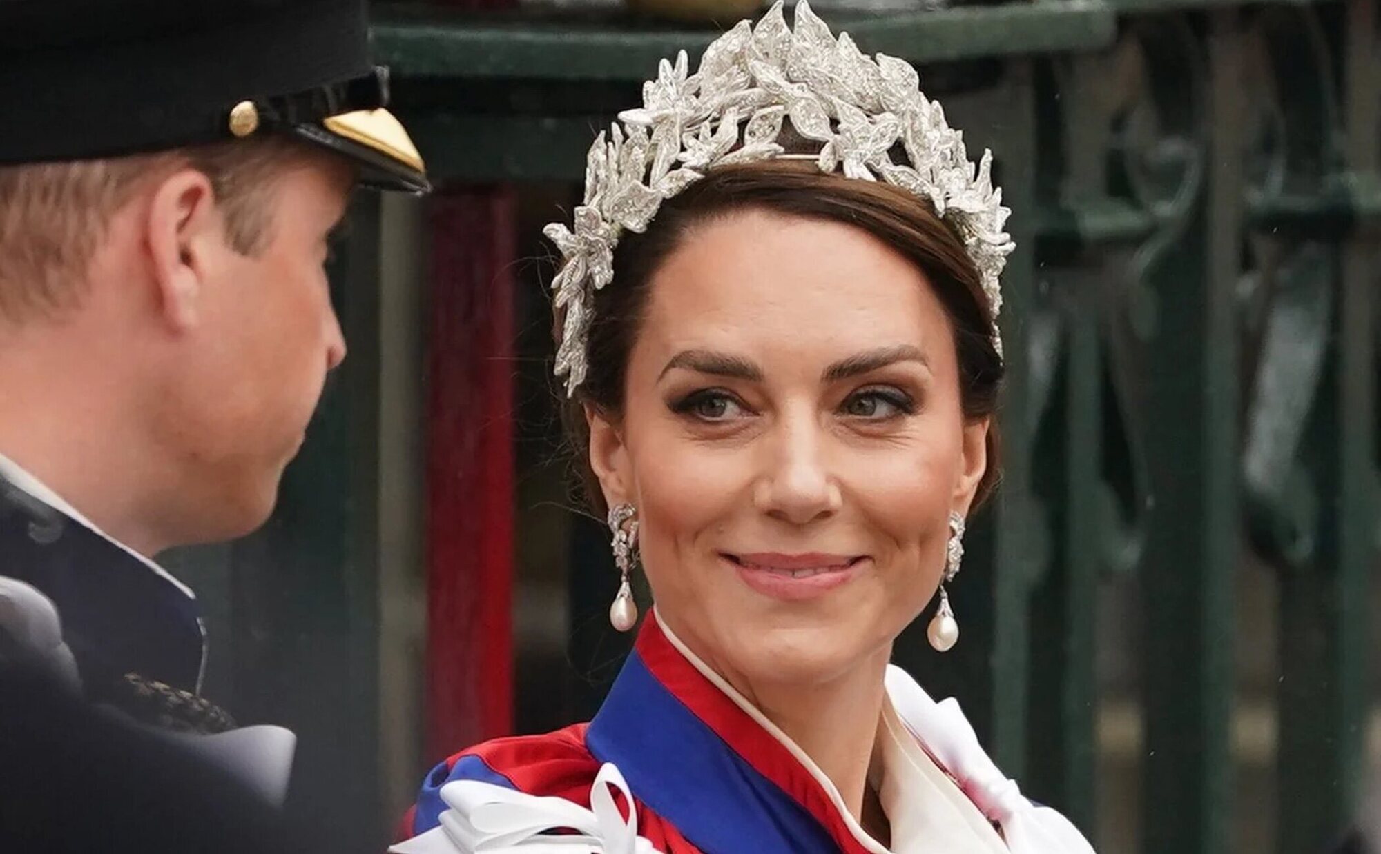 Kate Middleton brilla con luz propia en la Coronación de Carlos III con guiños a Lady Di y a la Reina Isabel II