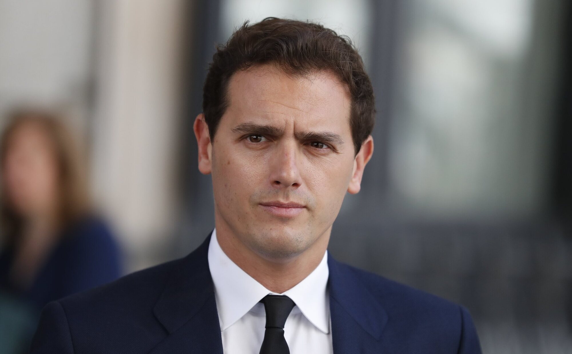 Albert Rivera, destrozado por la ruptura con Malú mientras que esta se refugia en sus amigos Vanesa Martín y Pablo López