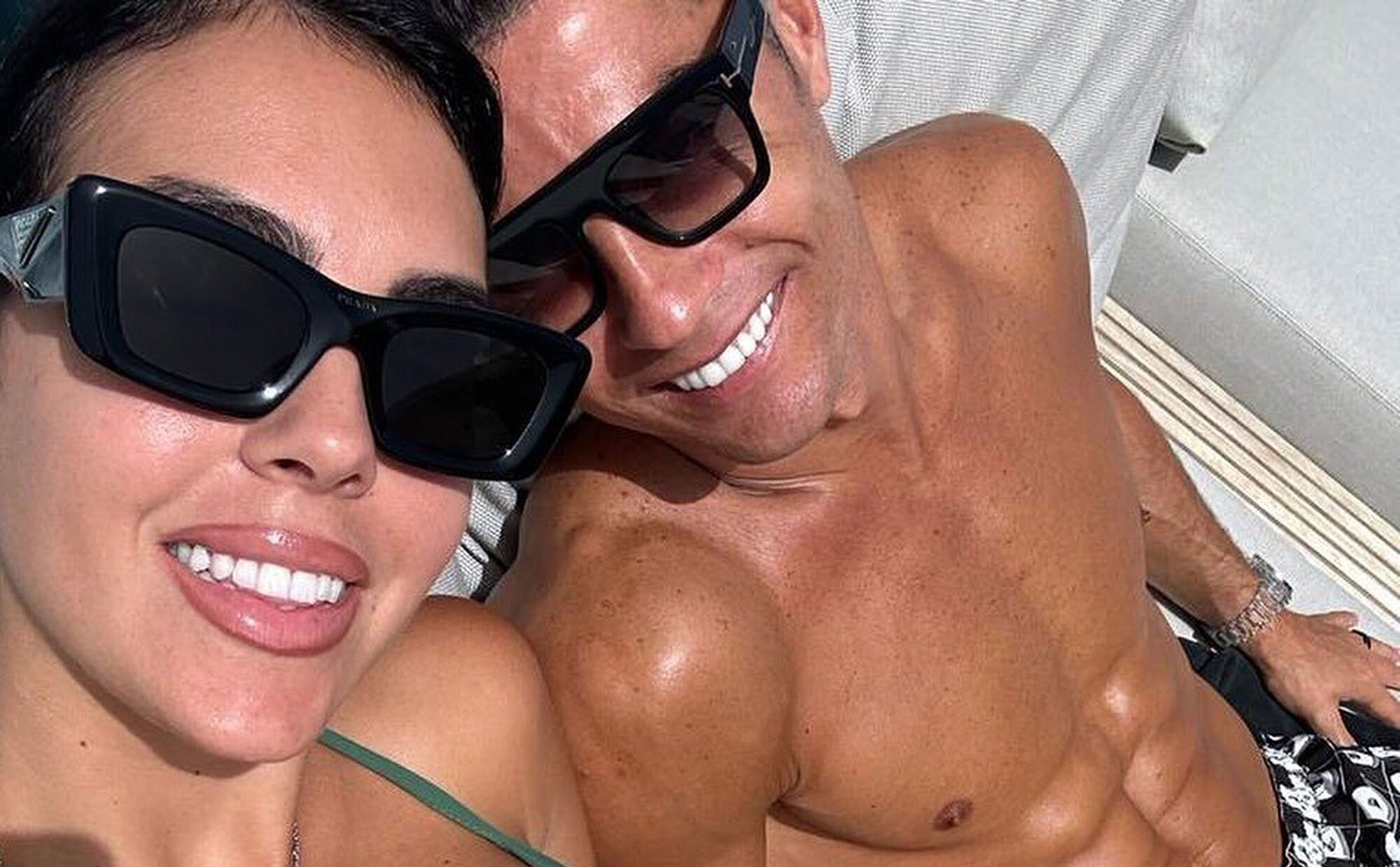 Cristiano Ronaldo y Georgina Rodríguez, de vacaciones familiares en Cerdeña presumiendo de cuerpazo