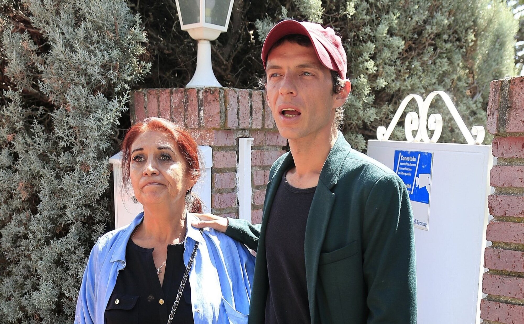 La tremenda bronca de Camilo Blanes con su madre, Lourdes Ornelas, cuando ella intenta echar a un amigo de su casa