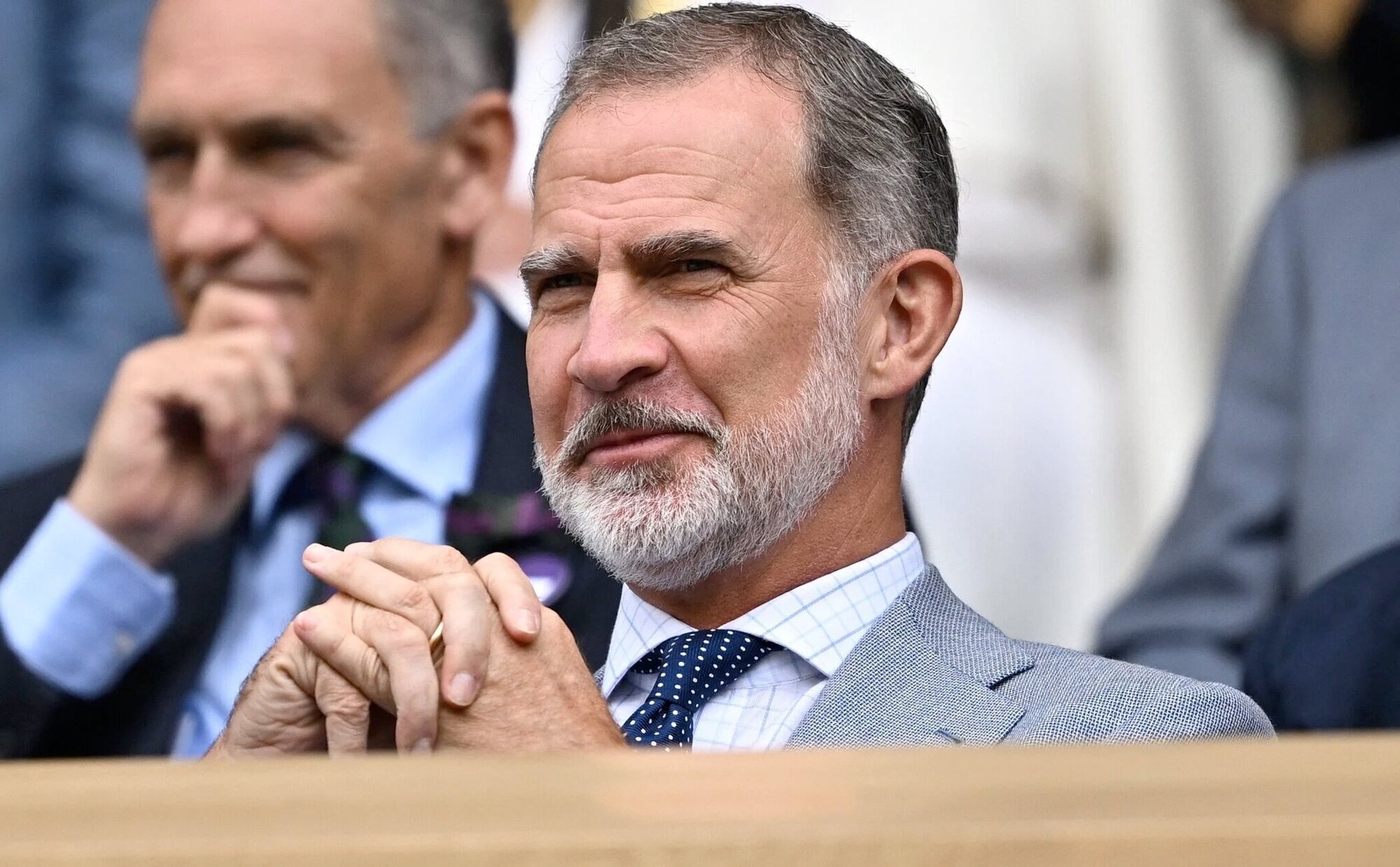 El momento fan de Hugh Jackman al encontrarse al Rey Felipe VI en la final de Wimbledon 2023 que ganó Carlos Alcaraz