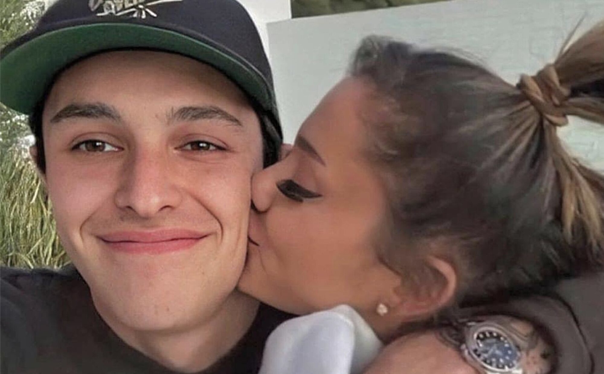 Ariana Grande pide oficialmente el divorcio a Dalton Gomez por diferencias irreconciliables