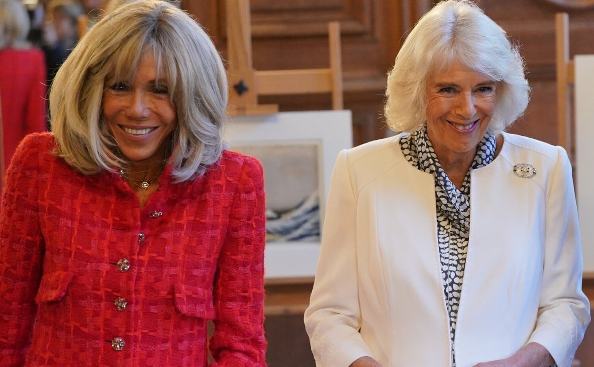 El partido de ping-pong entre la Reina Camilla y Brigitte Macron en el que Camilla demostró que este juego no es lo suyo