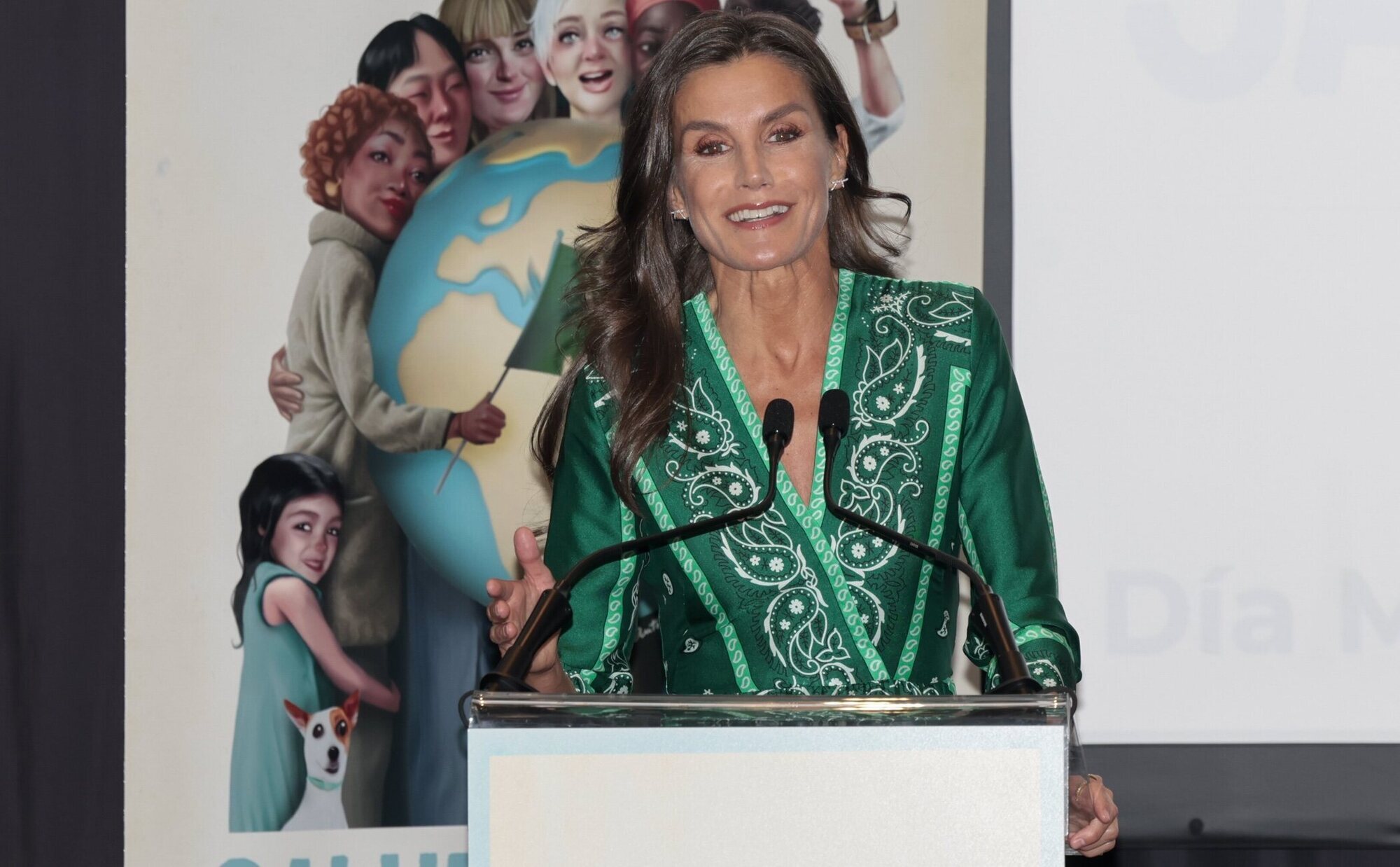 La Reina Letizia 'rapea' por la salud mental y hace referencia a Ángel Martín en el Día de la Salud Mental