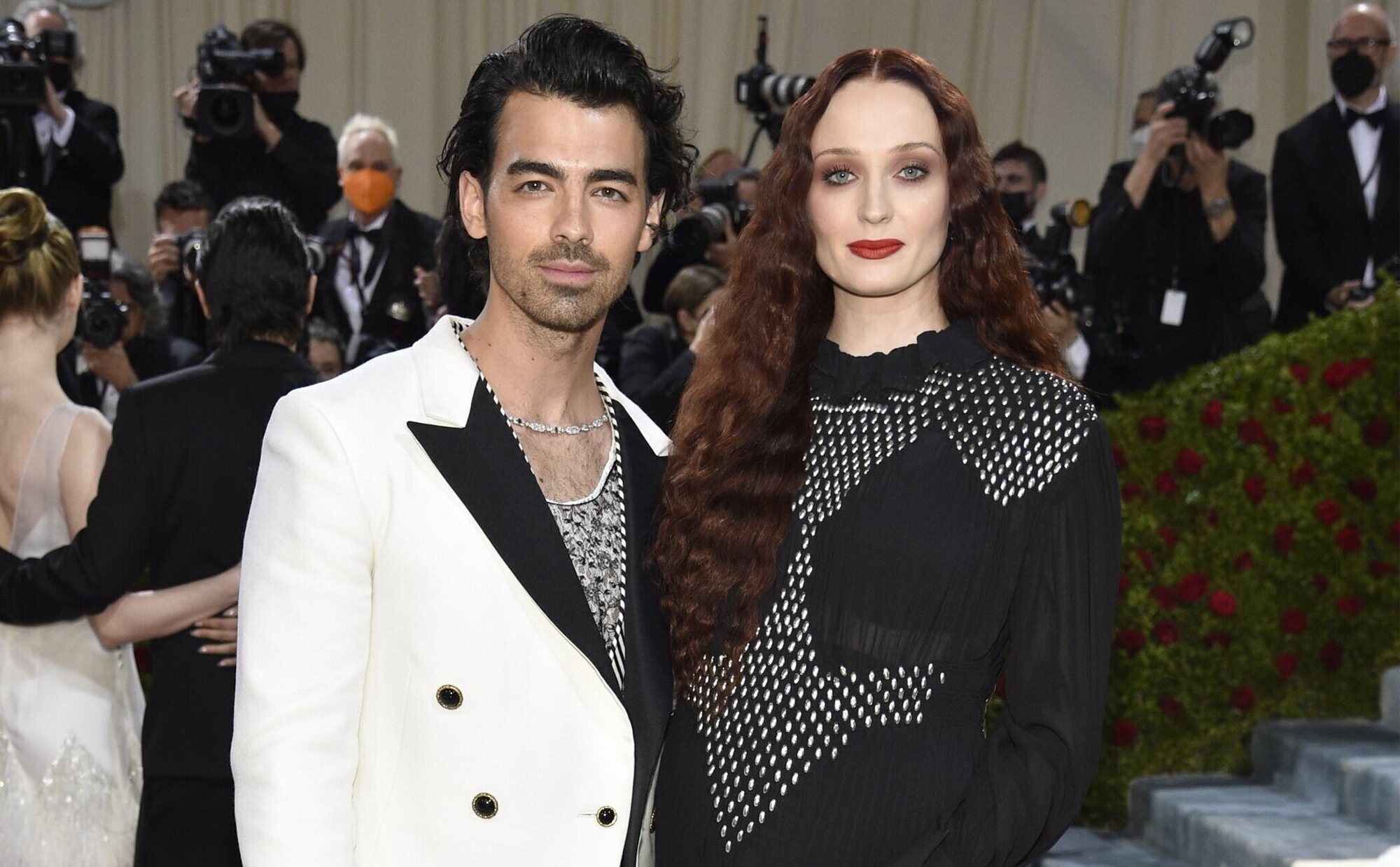 Joe Jonas y Sophie Turner llegan a un acuerdo por la custodia de sus hijas